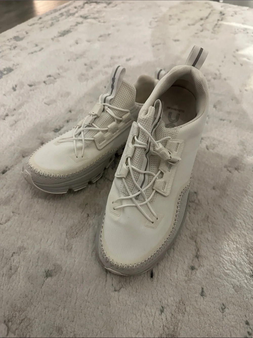 Women's OC off white Casual Lace-Up Sneaker